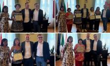 Morrovalle dice 'grazie' a chi ha cresciuto generazioni di alunni: premiate docenti e collaboratrici
