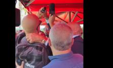 Dopo il comizio di Vannacci scoppia la polemica: lo streamer Grieco denuncia un'aggressione, Paolorossi nega