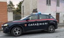 Macerata, tampona un'auto insulta il conducente e fugge: denunciato 39enne