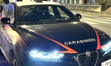 Si fingono carabinieri e raggirano un 89enne: bloccati dopo una fuga lampo tra Fermo e Macerata