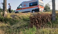 Civitanova, un passante sente delle urla e rintraccia un cacciatore finito in un fosso