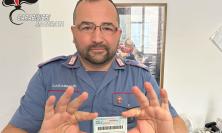 Macerata, si presenta in caserma con la carta d'identià manomessa: denunciato 45enne