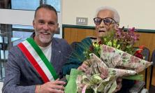 Morrovalle, Laura Ruggeri spegne 100 candeline: per anni ha portato il latte alle famiglie del paese