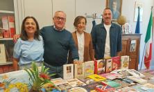 Treia, 500 libri donati alle scuole per avvicinare i ragazzi alla lettura e "disconnetterli" dagli schermi