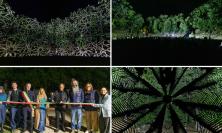 L'arte della luce trasforma l'Anfiteatro di Urbisaglia: successo per le geometrie visive di Javier Riera