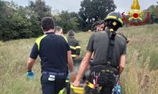 Civitanova, un passante sente delle urla e rintraccia un cacciatore finito in un fosso