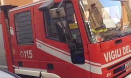 Incendio in un letamaio a Recanati, intervento dei vigili del fuoco