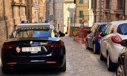 Montecassiano, gasolio rubato con l’annaffiatoio e rivenduto: nei guai operaio e carrozziere