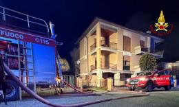 Rogo in un'abitazione a Matelica: le fiamme divampano dalla camera da letto