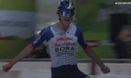 Camerino, Pellizzari c'ha preso gusto: vittoria in volata al Tour of the Alps, è leader della generale