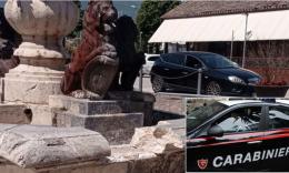 Castelraimondo, danneggiano la fontana in centro: identificati e denunciati due giovanissimi