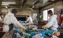 "I magazzini sono pieni di plastica": Cosmari lancia l'allarme