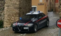 Tolentino, mostra patente falsa dopo l'incidente: denunciato un 37enne