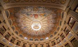 Tolentino, domani riapre il sipario del Teatro Nicola Vaccaj