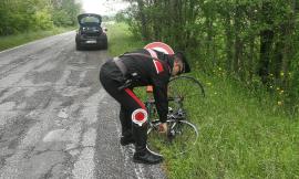 Tolentino, ciclista cade e riporta un trauma cranico: interviene l'eliambulanza (FOTO)
