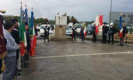 I carabinieri ricordano Salvo D'Acquisto: deposta una corona d'alloro alla stele