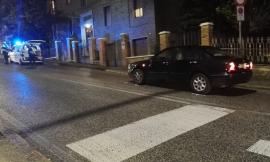 Macerata, investito da un'auto mentre attraversa: un uomo finisce all'ospedale