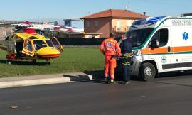 Civitanova, scontro tra auto e bici: ciclista trasportato a Torrette in eliambulanza