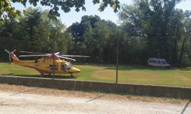 Macerata, travolto da un'auto lungo la Statale: uomo a Torrette in codice rosso. Strada chiusa