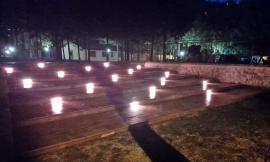 Pieve Torina si tinge di rosa: una luce di speranza contro il tumore al seno