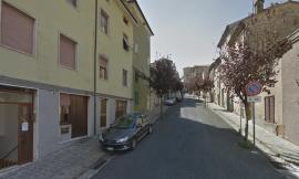 Macerata, chiede un'informazione e scoppia la rissa: in due finiscono all'ospedale