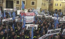 "Angeli sì, ma con le ali tarpate": i vigili del fuoco manifestano a Roma - VIDEO