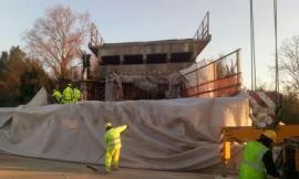 Crollo ponte A14, la Procura: "Si indaga su eventuali subappalti". Operai sentiti dalla polizia