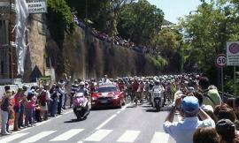 Recanati, lunedì il passaggio della Tirreno - Adriatico: sul Colle i big del ciclismo