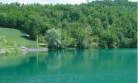 Pulizia del lago di Polverina per la Giornata Mondiale dell'Acqua