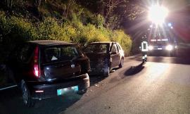 Treia, scontro tra due auto: tre feriti