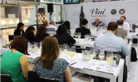 50 anni di Rosso Conero e Verdicchio di Matelica, alla degustazione esperti da tutto il mondo