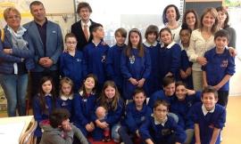 Il Rotary di Tolentino dona una lim alla  4B della scuola King