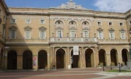 Recanati, rimborsi per chi frequenta le scuole pubbliche di Loreto e Castefidardo