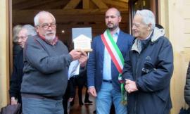 Solidarietà e sisma. Gli alpini di Auronzo sul Cadorna donano "La casa della comunità" a Muccia