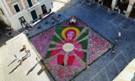 Montelupone, Infiorata artistica tra tradizione e modernità
