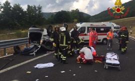 Serravalle, grave scontro in superstrada: due feriti trasportati con eliambulanza