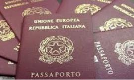 Arrestato cittadino pakistano con passaporto falso