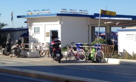 Malore in spiaggia a Civitanova Marche per un trentaseienne tunisino