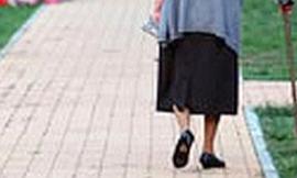 Anziana si perde a Civitanova: riaccompagnata a casa dalla polizia