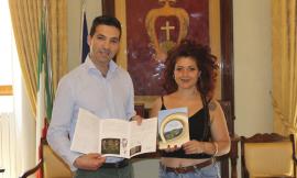 Potenza Picena, le congratulazioni del sindaco all'artista Clarissa Baldassarri