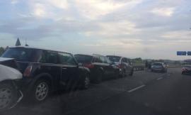 Carambola fra cinque auto in superstrada: nessun ferito grave ma lunghe code e disagi