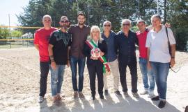 Sisma, "una schiacciata alla paura": inaugurato campo da beach volley nel rione Settempeda