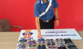 Sequestrati oltre 60 paia di occhiali contraffatti: denunciato 37enne