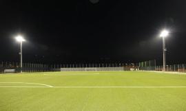 Nuovo campo sportivo di Villa Potenza: collaudate le luci - FOTO