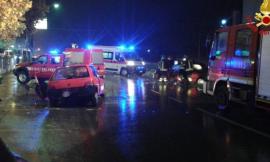 Frontale nella notte fra due Panda a Porto Potenza: quattro feriti gravi