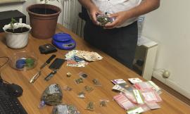 Un etto e mezzo di droga in casa: in manette 24enne di Civitanova