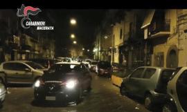 Macerata, litigio fra barista e cliente: spunta un “piede di porco”