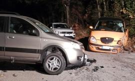 Macerata, scontro fra una Y e una Panda: in sei finiscono all'ospedale