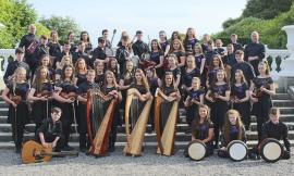 L'orchestra di musica celtica "In tune for life" in concerto a Potenza Picena e Visso