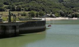 Lago di Caccamo, si rompe il motore dell'imbarcazione: intervengono i vigili del fuoco